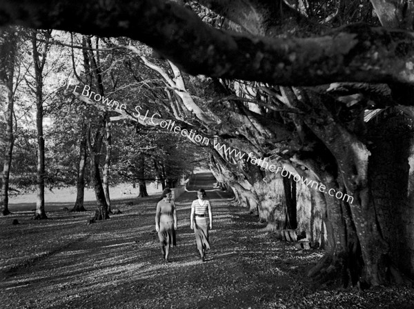 HOPE & PRUUENCE FRENCH DAUGHTERS OF LORD DE FREYNE